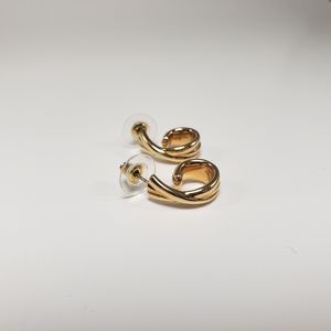 💥CLOSING SALE💥 AVON Golden Swirl Earrings